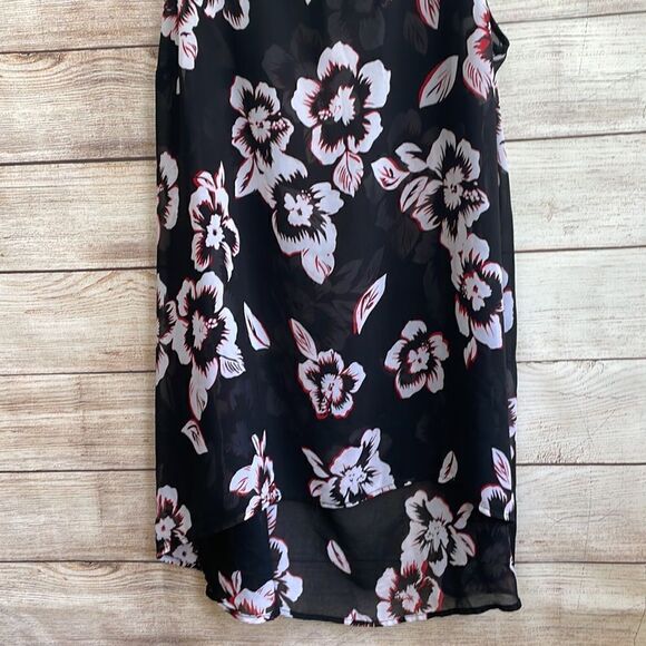 TORRID SWIM‎ COVERUP IN BLACK AND RED FLORAL PRINT - Picture 3 of 5